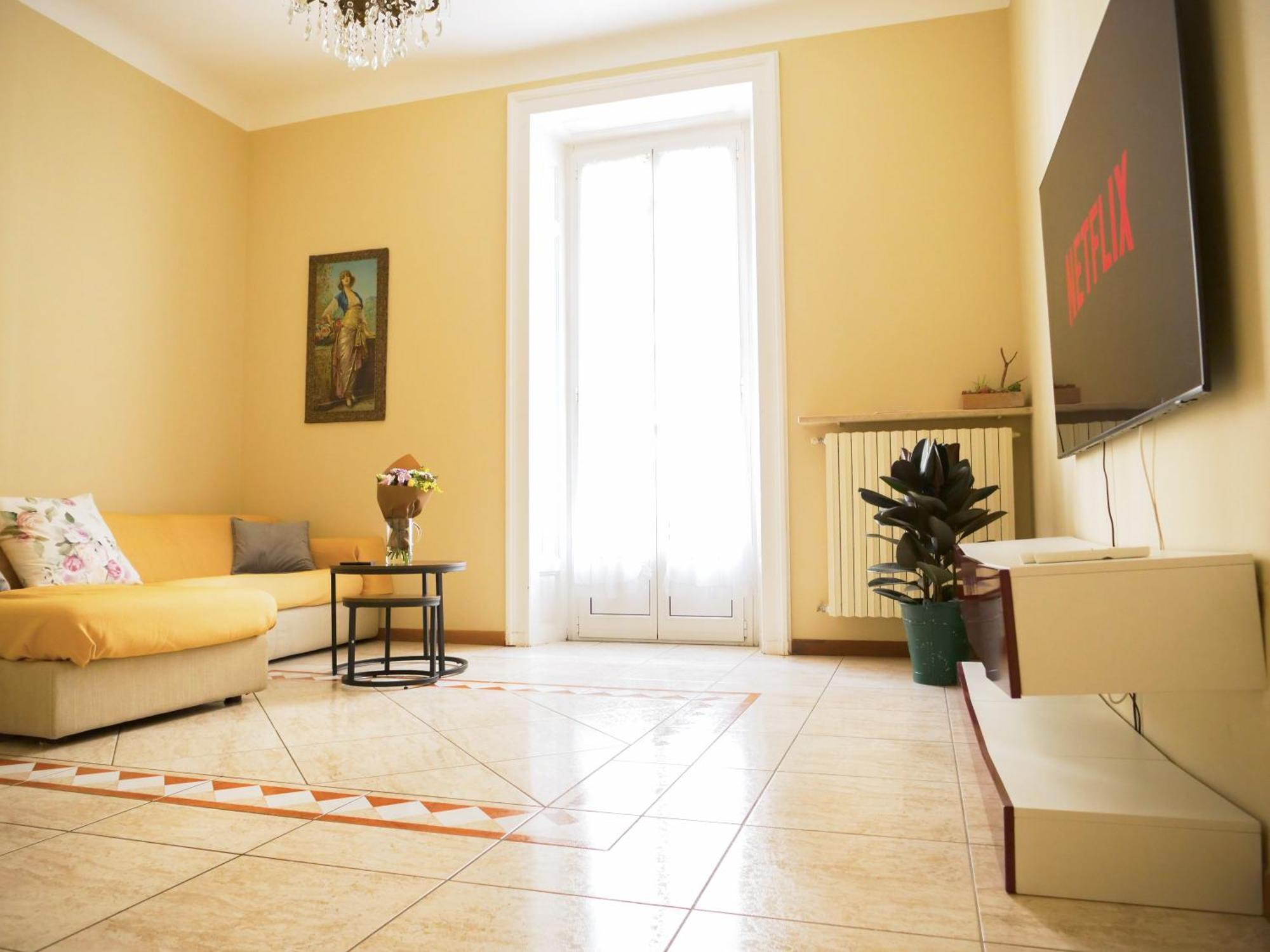 Wonderful Downtown Apartment-Hd Netflix, King-Size Bed, Two Minutes' Walk From Metro Мілан Екстер'єр фото